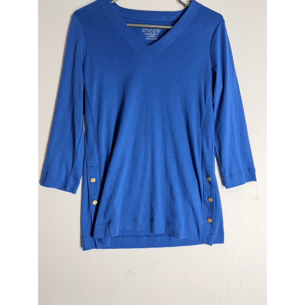Chicos Pima Cotton V-Neck Top Royal Blue Gold Button Side Detail Size 0 Small
